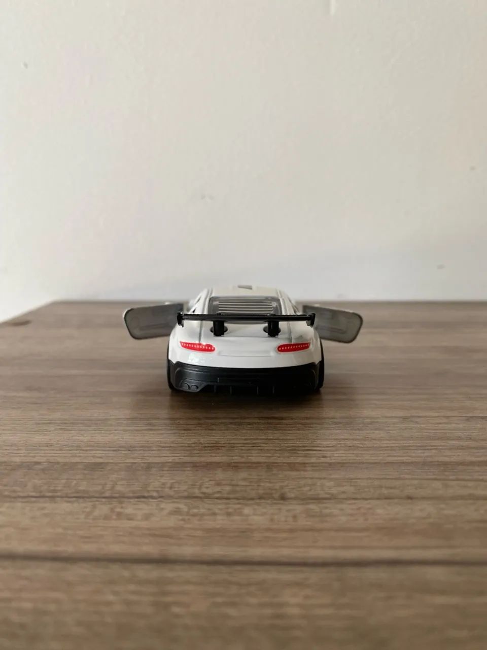 Miniatura Carro Esportivo - Foto 2