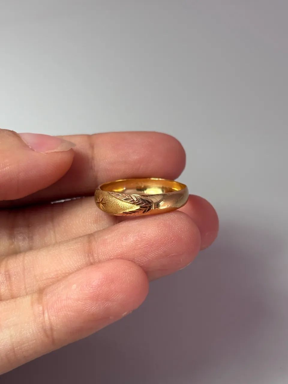 Anel com detalhes ouro 1.2 g (aro17) - Foto 3