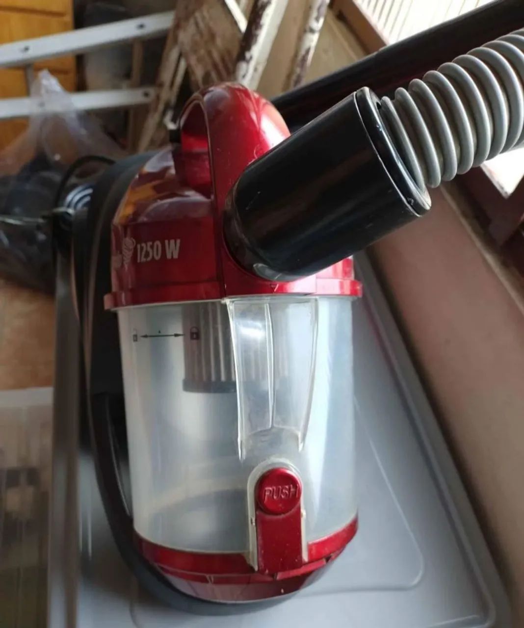 Aspirador Turbo Cyclo 1250W - Liga mas NÃO Faz Sucção + Acessórios - Foto 2