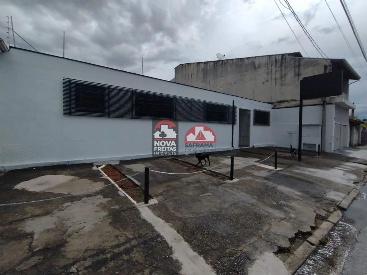 Comercial Prédio em Pindamonhangaba - Foto 2