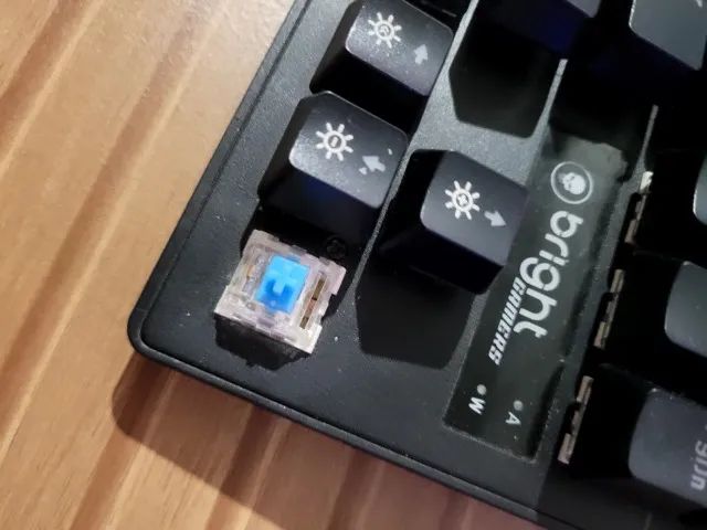 Teclado gamer mecanico Bright 75% - Foto 3