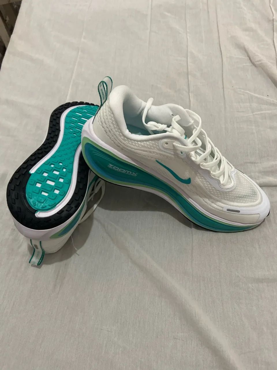 Nike Vomero Plus - Foto 2