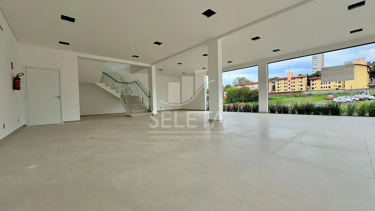 Sala comercial de esquina à venda - Foto 3