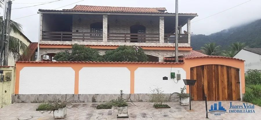 Casa com muito quintal e piscina no condomínio Frontal das Ilhas - Foto 2