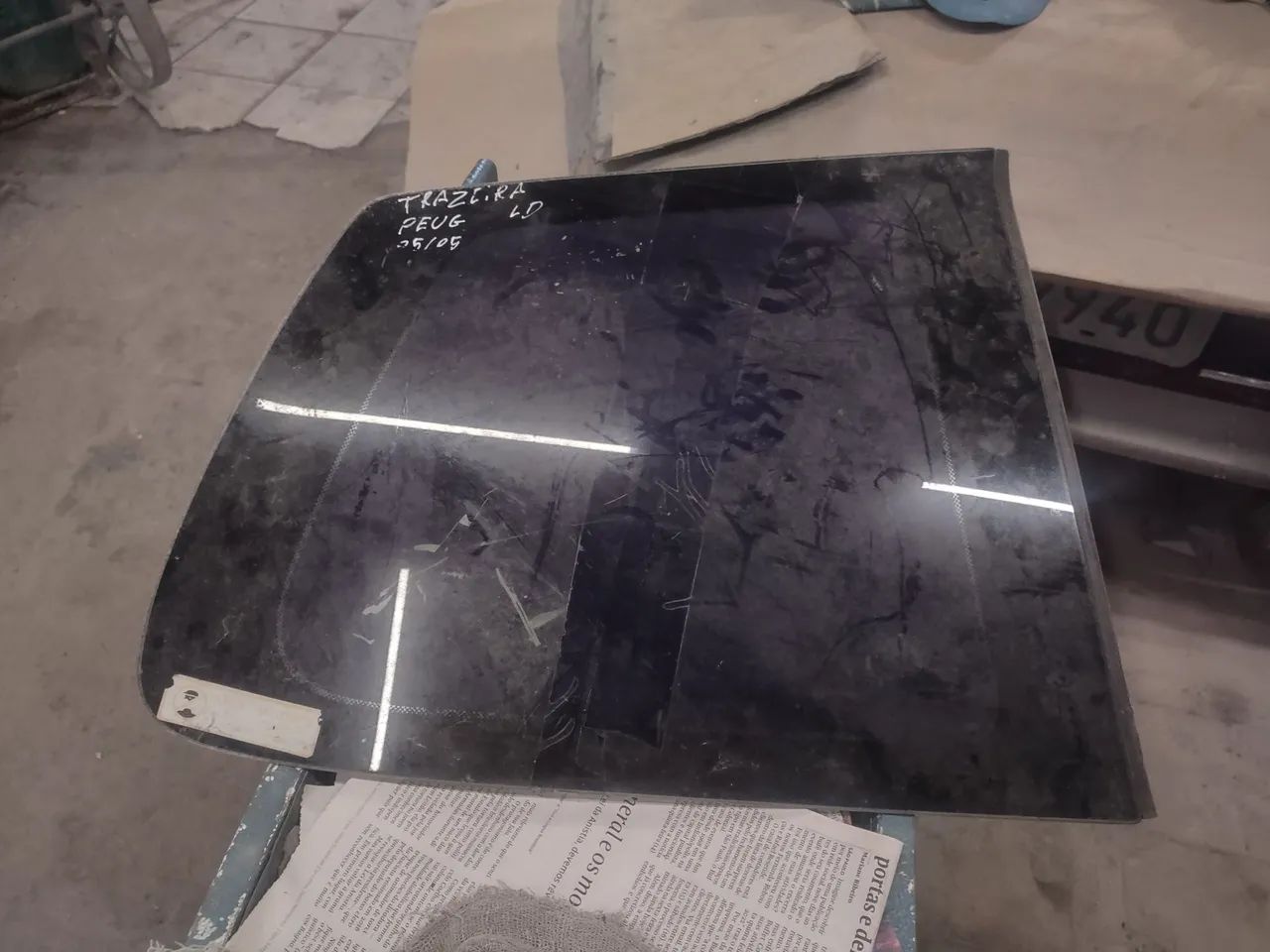 Vidro vigia escapade traseiro direito  - Foto 2