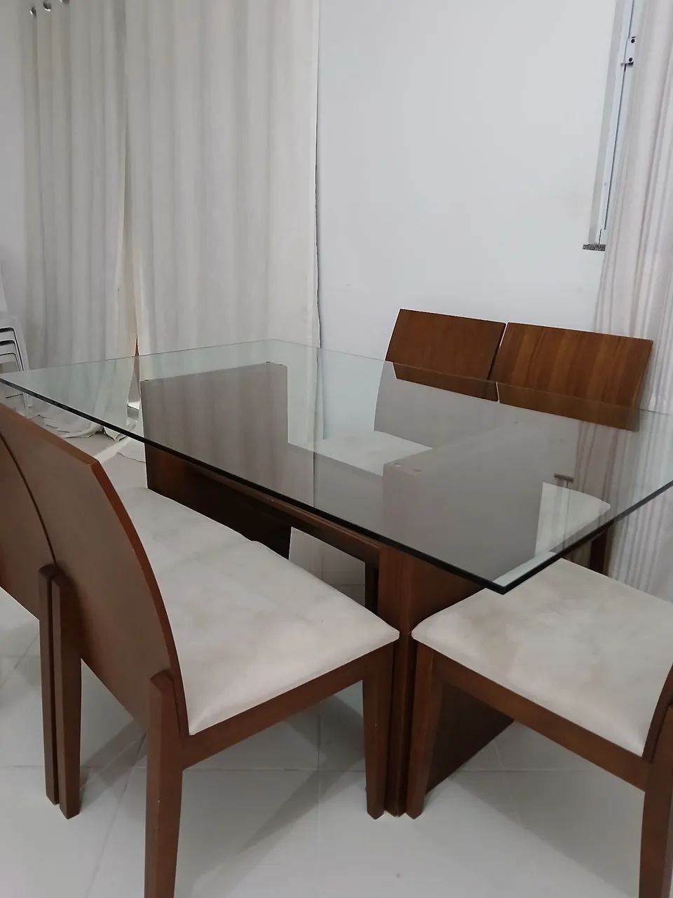Mesa com 6 cadeiras - Foto 2