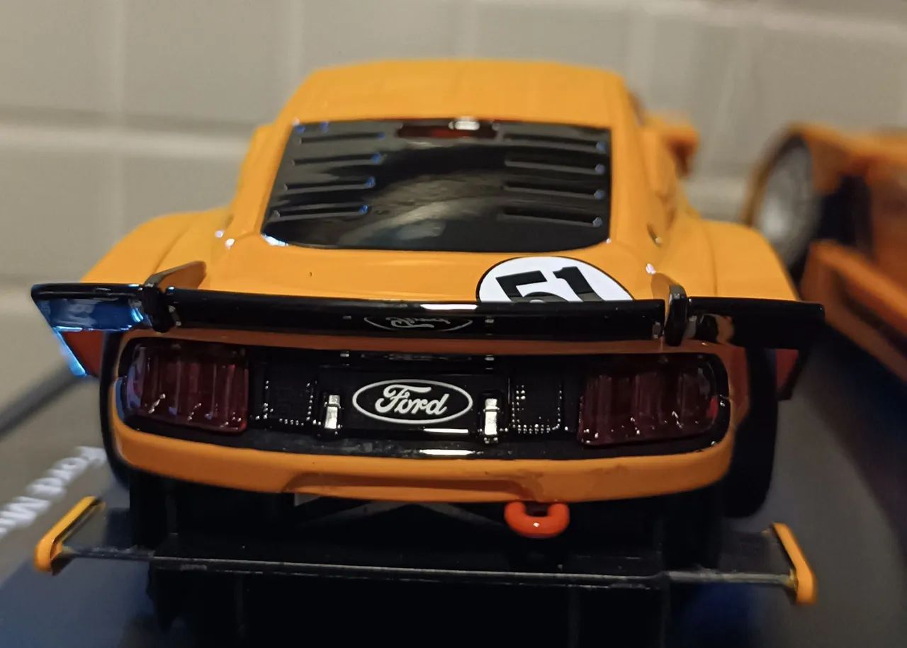 Autorama Carrera Evolution Ford Mustang GTY #51 - Foto 3