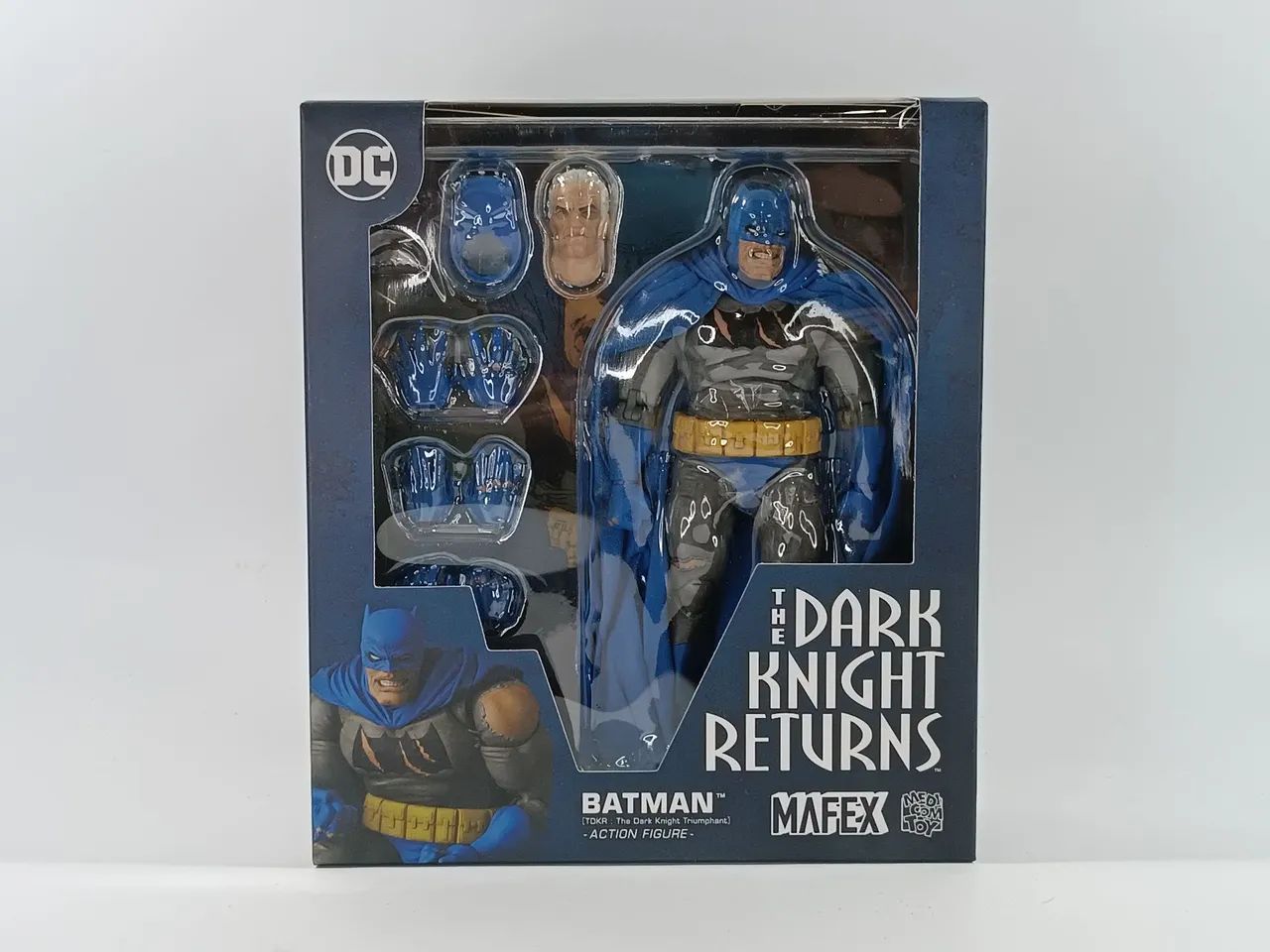 Batman Triumphant TDKR Mafex Medicom Toy  - Foto 2