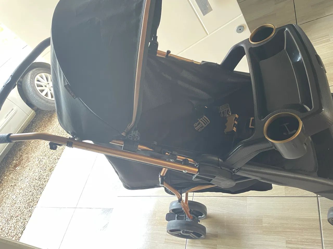 Vendo carrinho de bebê  - Foto 2