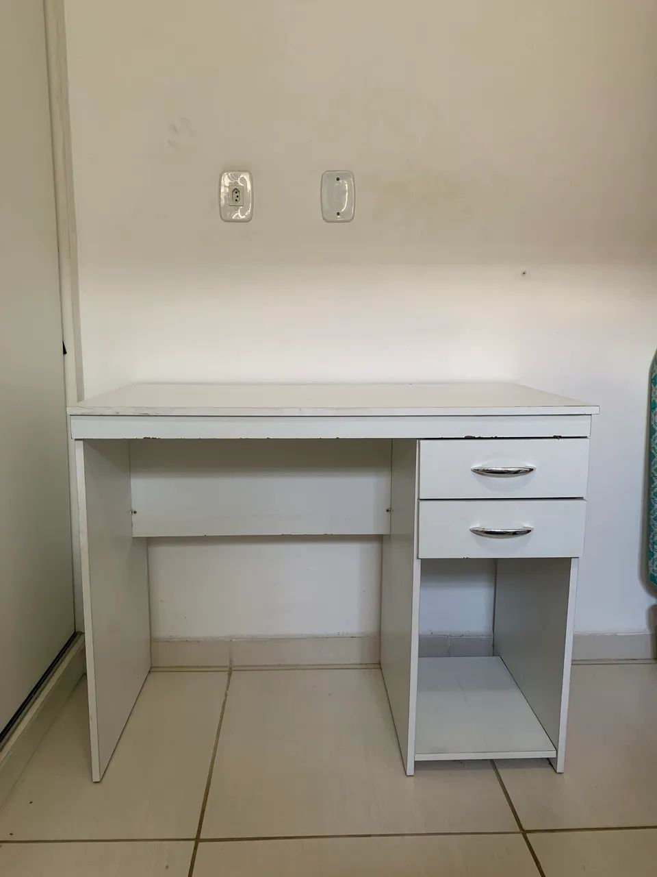 Escrivaninha/mesa para computador 