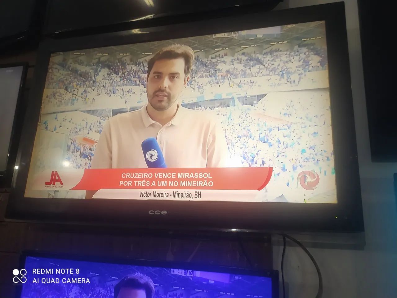 Vendo 4 tvs com garantia barato  - Foto 4