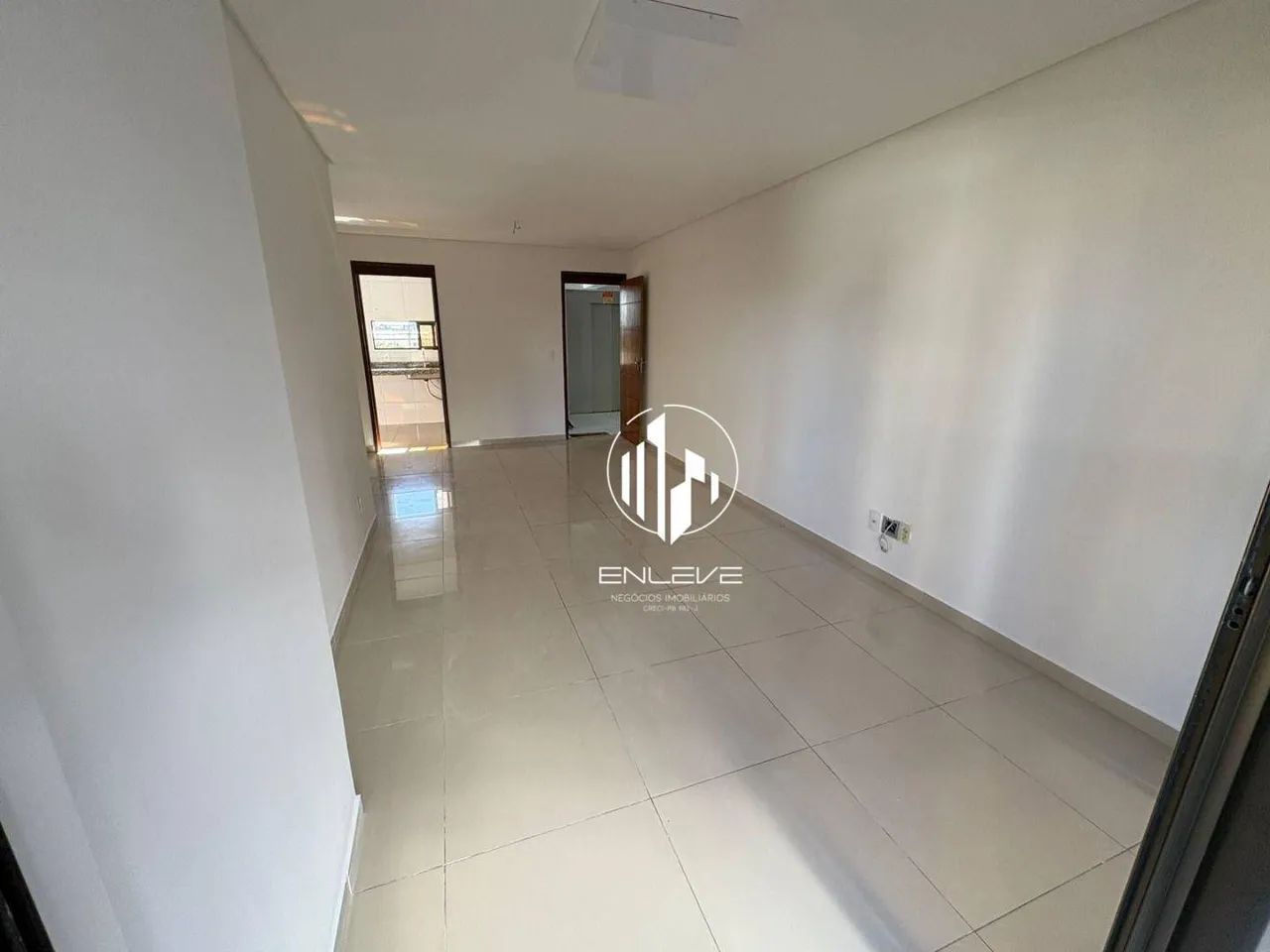 Apartamento com 03 quartos + DCE no Jardim Oceania - Foto 2