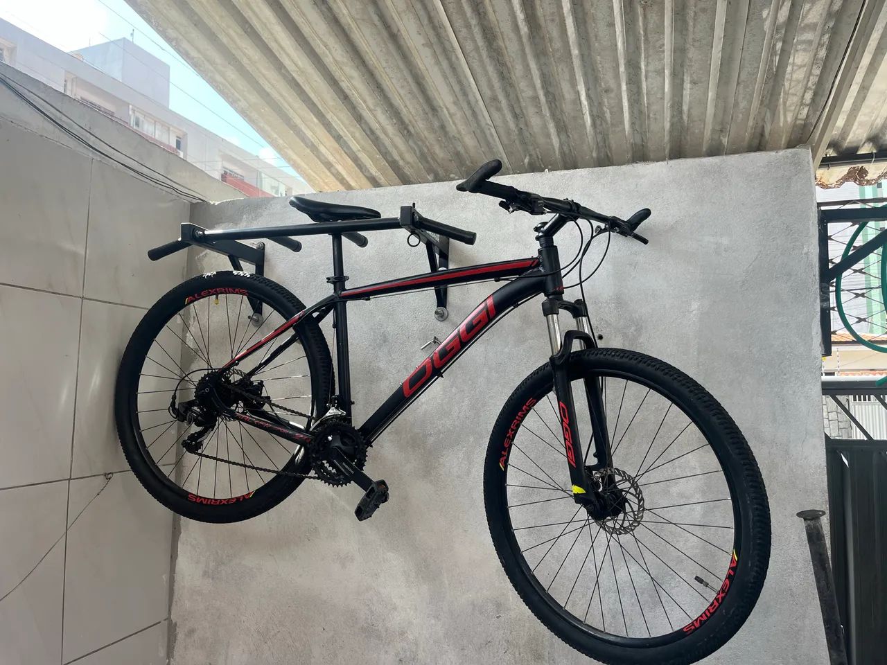 Bicicleta OGGI Hacker aro 29