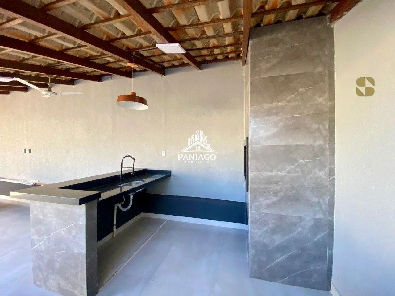 Linda Casa Térrea no Bairro Boa Esperança - Foto 2