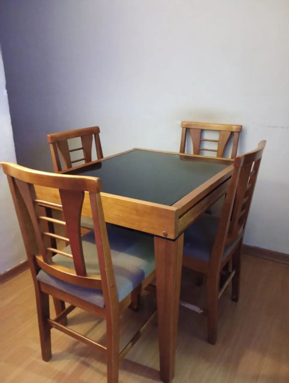 Mesa de madeira dobrável 