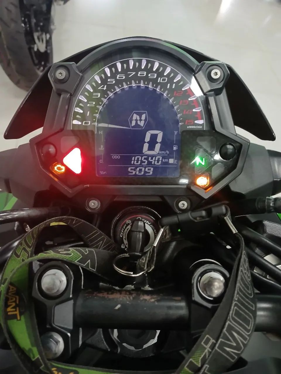 KAWASAKI Z400 - Foto 8