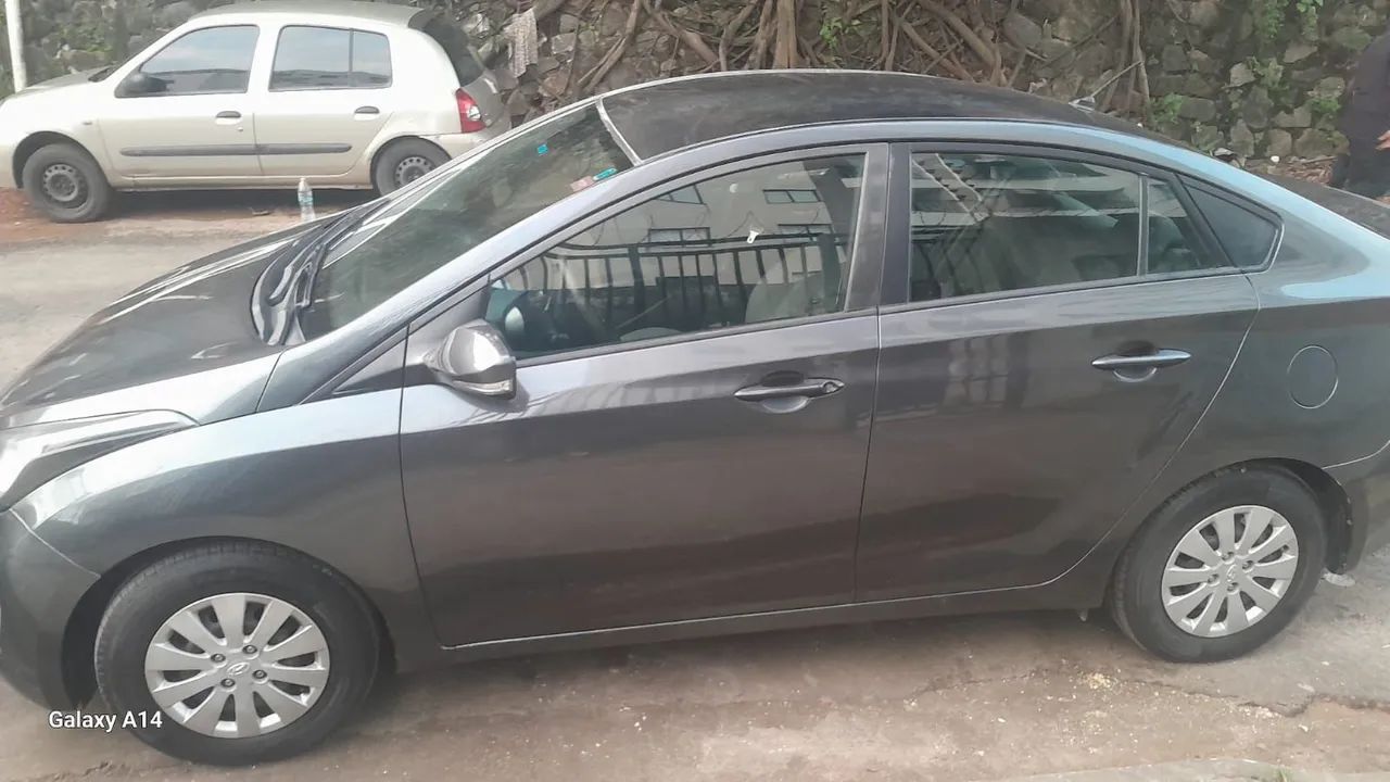 Hyundai Hb20S 2014
