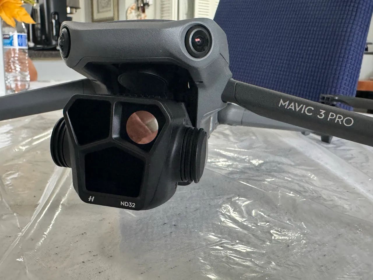 DJI Mavic 3 Pro Combo Fly More - Foto 3