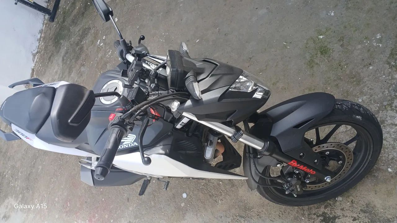 HONDA CB 300F - Foto 3