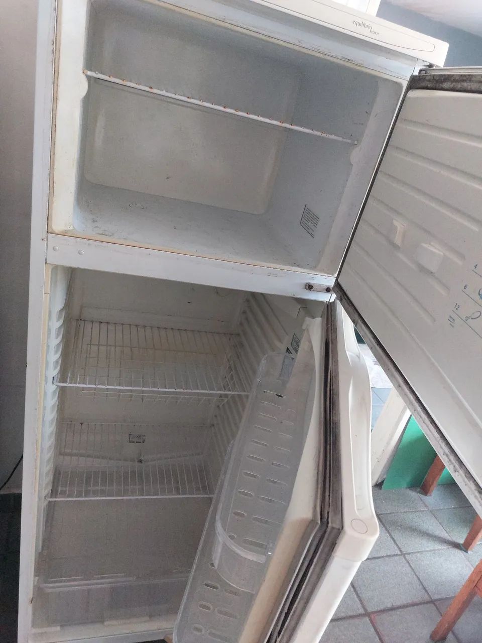 GELADEIRA DAKO DUPLEX SEM GÁS  - Foto 4