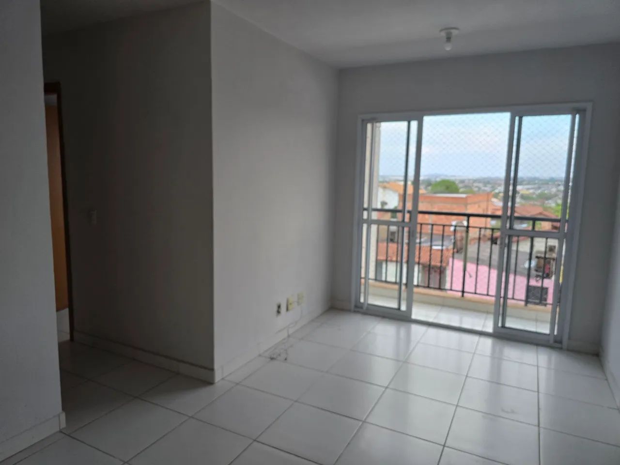Aluga-se apto cond Reality São Luiz