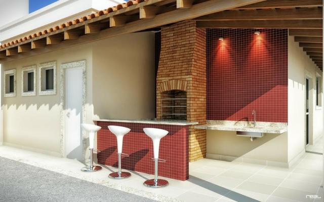Metrô de colégio, apartamento 2 Qts, parcelamos entrada, ótima localização