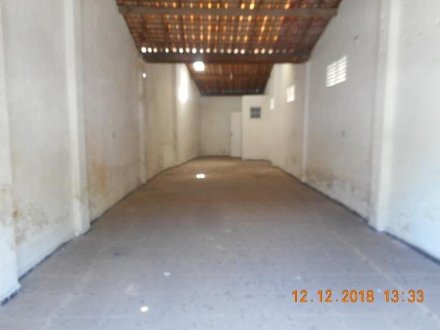 Loja comercial na rua laranjeiras bairro getulio vargas - Foto 4