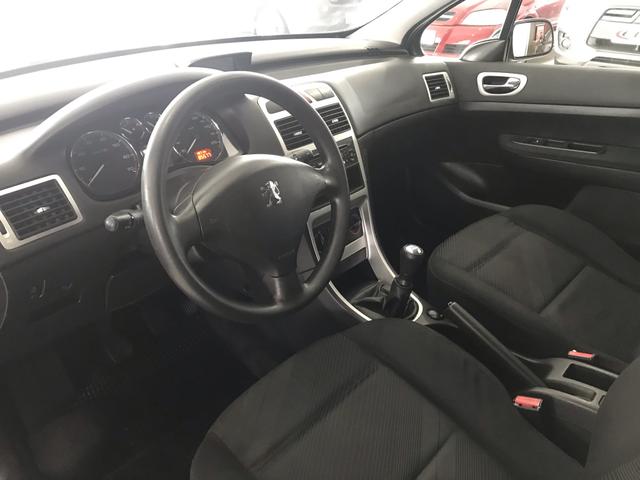 Peugeot 307 Presence Pack 1.6 2010 Teto Solar - Foto 9