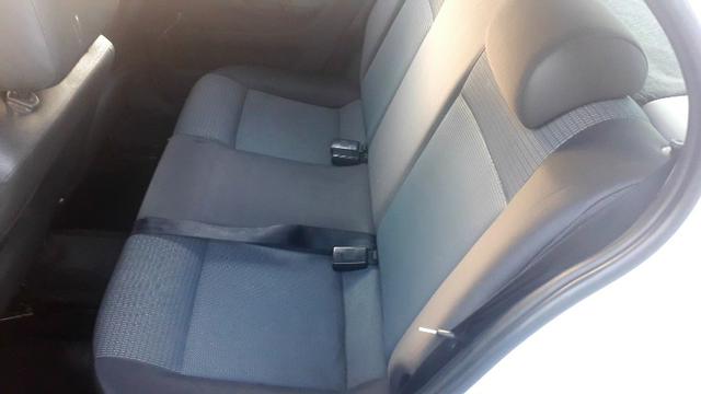 Volkswagen Gol 1.6 flex oportunidade - Foto 6