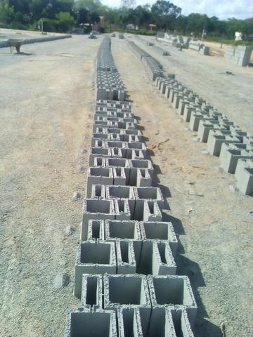 Maquina de bloco de concreto Poedeira Compaq Mak JF6000 Turbo - Foto 4