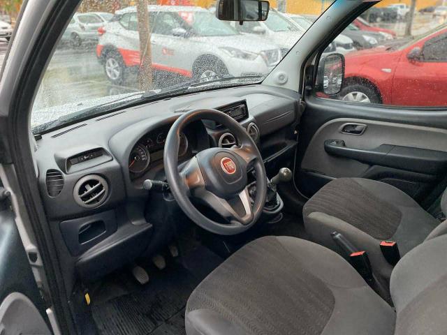 Wc Doblo Essence 1.8 16V Prata 2014 - Foto 4