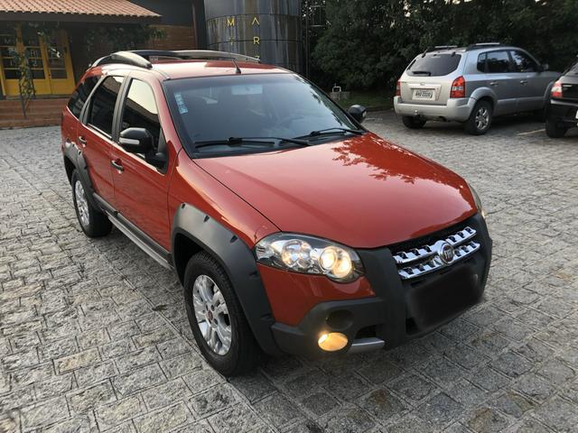 Palio Weekend Adventure LOCKER 1.8 Flex 2011