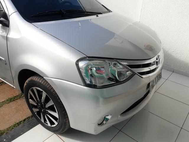 Toyota Etios Sedan Platinum 1.5 manual Ipva 2020 - Foto 4