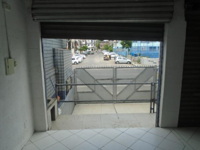 Loja com Área de 150 m² e 2 Garagens para Aluguel no Caminho de Areia (566945) - Foto 16