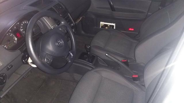 Polo Sportline 1.6 com Teto solar - Foto 3