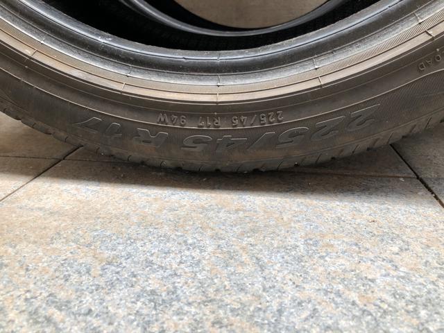 Pneu 225/45 R17 Pirelli Phantom (o par) - Foto 3
