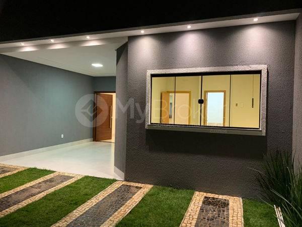 Linda casa com 3 quartos, sendo 02 suítes plenas - Foto 2
