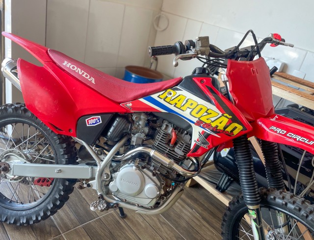 CRF 230 / 2014 / CHEIA DE ACESSÓRIOS