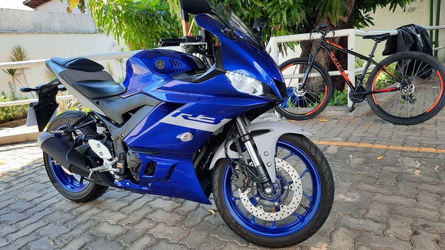 YAMAHA R3 320 2021