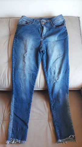 Calça jeans destroid