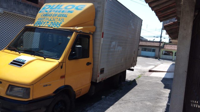 IVECO DAILY 3510 BAÚ TRABALHANDO