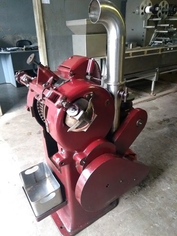 Máquina para fabricar balas, marca Hansella, modelo Robust 67A. - Foto 2