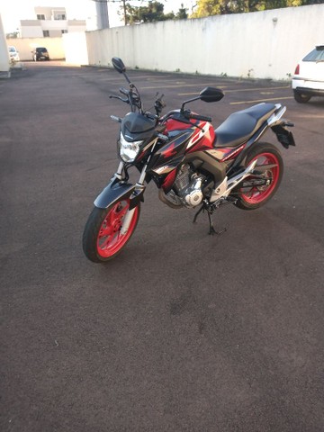 CB TWISTER 19/20 VERMELHA