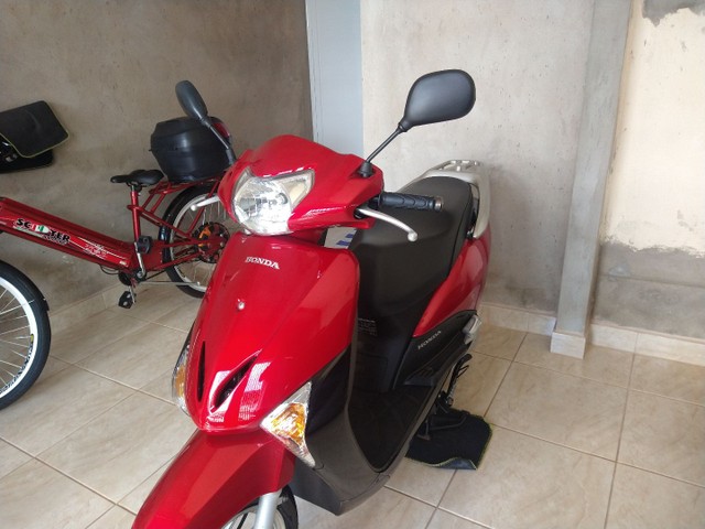 VENDO HONDA LEED $8.000.00