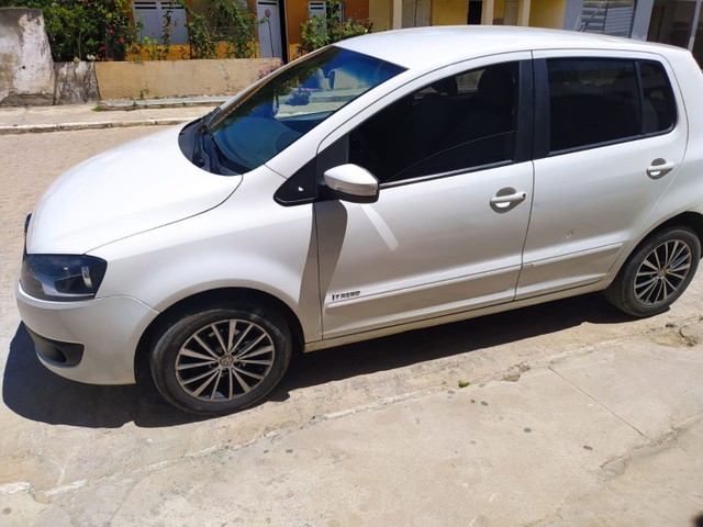 VENDO FOX 1.6 TREND COMPLETO