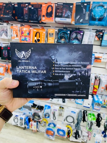 Lanterna Tática Com Bateria Recarregável 