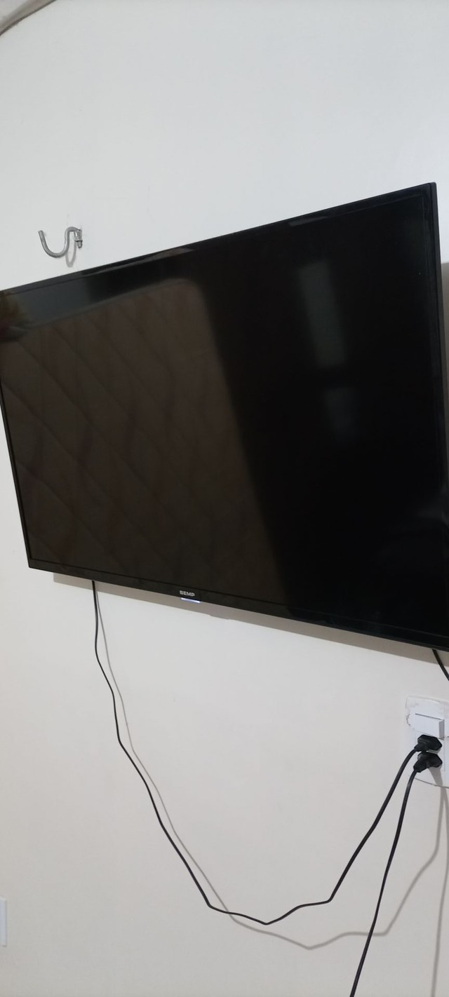 Vendo TV smart 42" ( 3 meses de uso ) - Foto 2