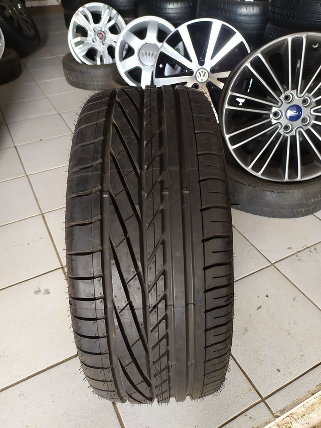 Pneu 225 55 16 Goodyear Excellence  - Foto 3