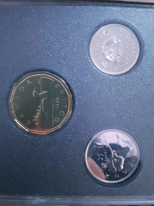 Moedas antigas 6 unidades - Foto 2