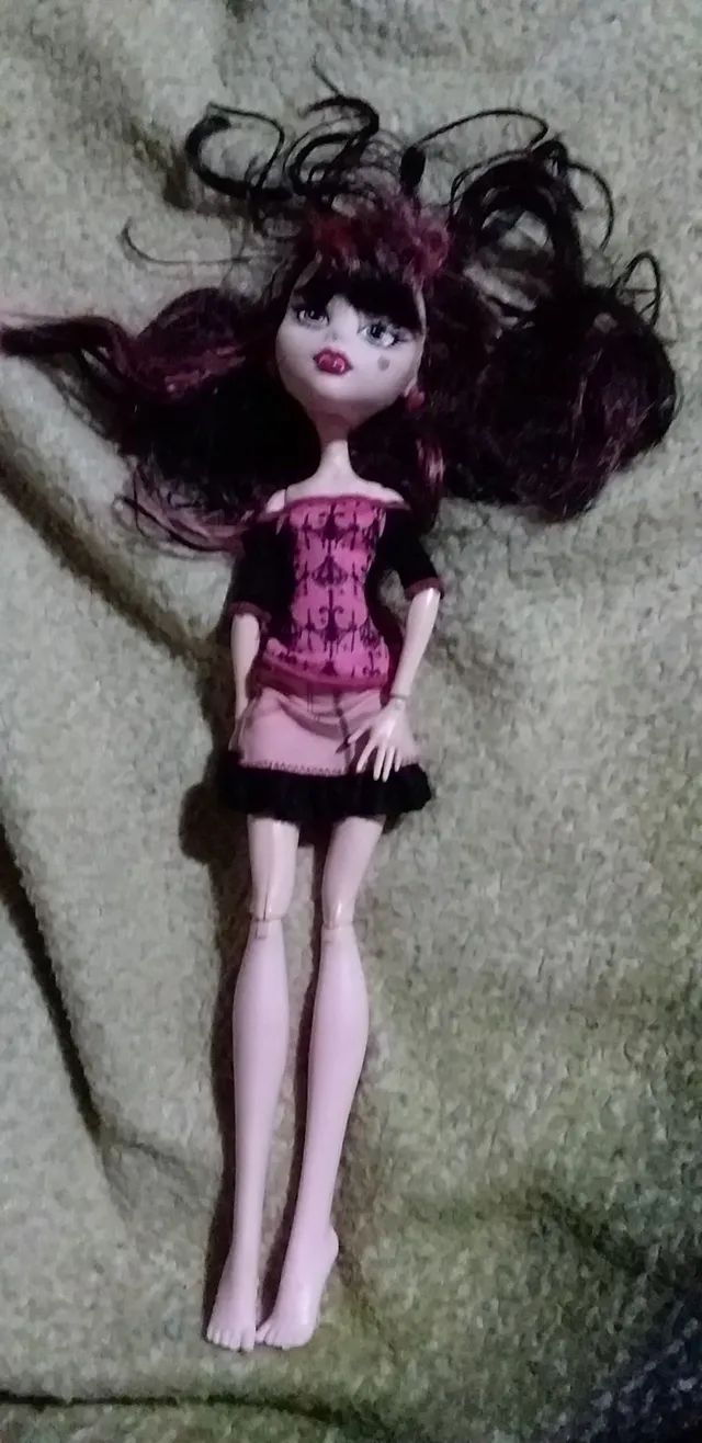 Boneca antiga doll de coleção monster high draculaura da mattel 